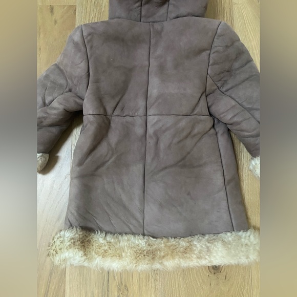 Girls Shearling Coat - Picture 6 of 11